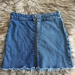 Wild Fable Vintage Inspired Zipper front Y2K Jean Skirt - Sz 0-Excellent Cond